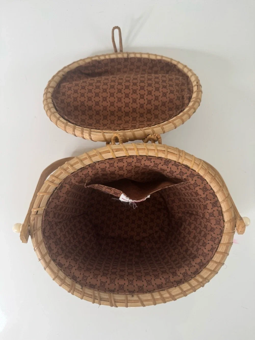 Vintage Nantucket Basket Handbag with Bird - Picture 6 of 9